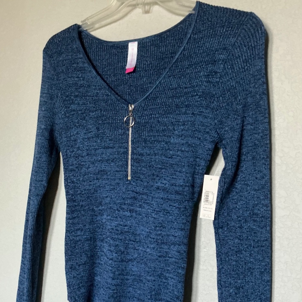 Long sleeve sweater